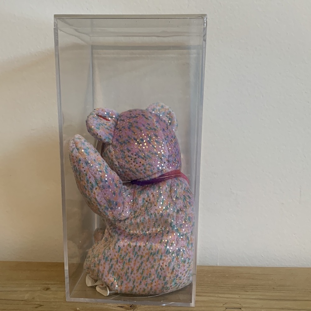 Retired NWT 2001 Signature Bear Beanie Baby TY Inside In A Plastic Case Plush - Picture 2 of 7